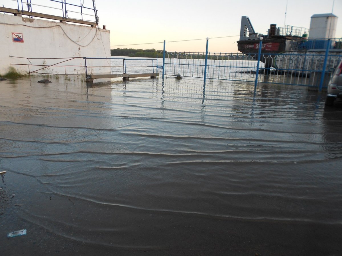 Вода в Оби пошла на спад